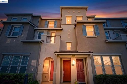67 Bettencourt Way, Milpitas, CA, 95035-4141 | Card Image