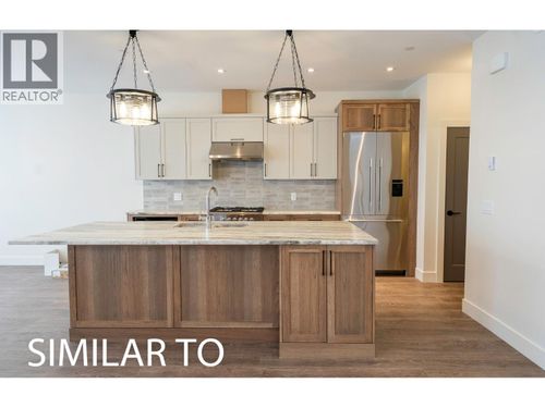 215B Grizzly Ridge Trail, Big White Mountain, BC, V1P1T4 | Card Image