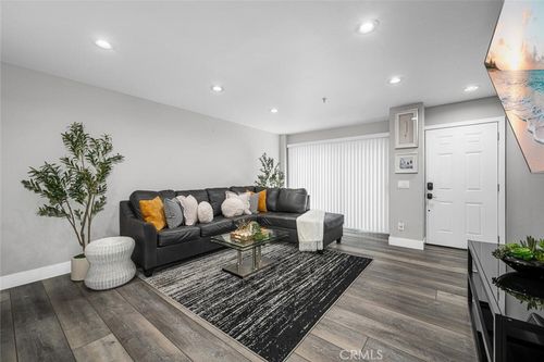 apt-25-1211 E Carson St, Carson, CA, 90745-1685 | Card Image