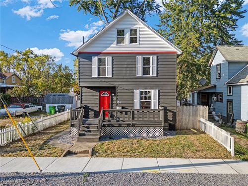 124 E Wayne St, Alliance, OH, 44601-1741 | Card Image