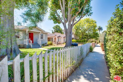 848 Marco Pl, Venice, CA, 90291-3805 | Card Image