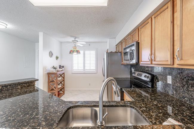 APT-802 - 2215 Cypress Island Dr, Condo with 2 bedrooms, 2 bathrooms and null parking in Pompano Beach FL | Image 11