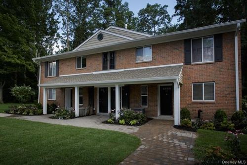 26a-26 Country Club Dr, Coram, NY, 11727-3433 | Card Image