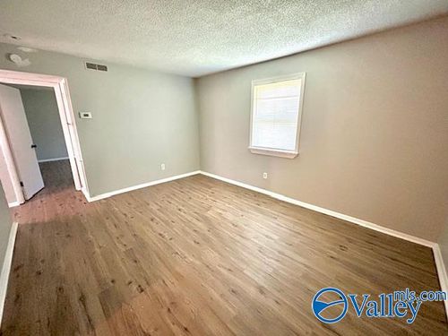 b3-4523 Foster Ave Sw, Huntsville, AL, 35805-5280 | Card Image