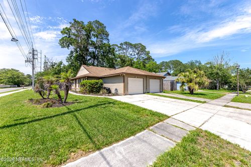 3801 Windridge Ct, JACKSONVILLE, FL, 32257-7064 | Card Image