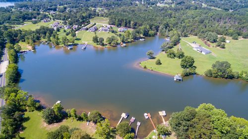 423 Coggins Shore Rd, INMAN, SC, 29349-6903 | Card Image