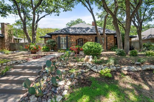 4505 Lake Park Drive, Arlington, TX, 76016 | Card Image