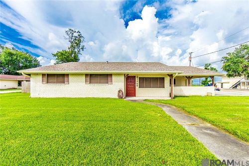 1700 Rio Vista Ave, Houma, LA, 70363-6950 | Card Image
