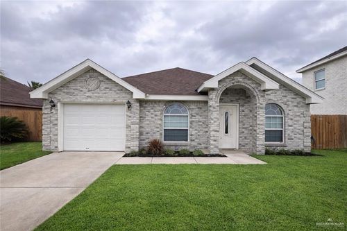 5001 Retama St, Edinburg, TX, 78541-1917 | Card Image