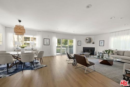 101-11606 Chenault St, Los Angeles, CA, 90049 | Card Image