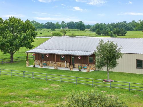 493 Hodde Rd, Carmine, TX, 78932-4901 | Card Image