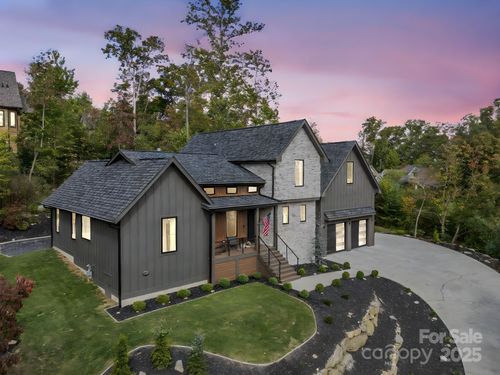 123 Millbrae Loop, Hendersonville, NC, 28791-5307 | Card Image