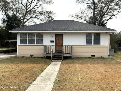 436 Nelson Dr, Jacksonville, NC, 28540-6106 | Card Image