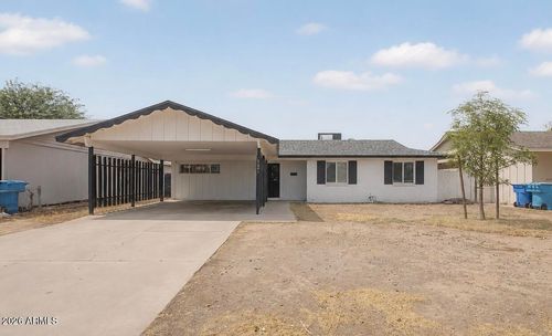 5201 W Wilshire Dr, Phoenix, AZ, 85035-1932 | Card Image