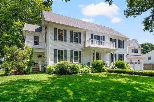 122 Smith Dr, Westwood, MA, 02090-1914 | Card Image