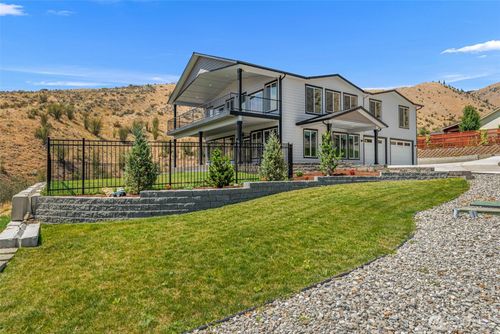 9971 Saska Way, Entiat, WA, 98822-5700 | Card Image