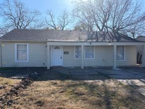 5406 Lyndhurst Dr, Houston, TX, 77033-2912 | Card Image