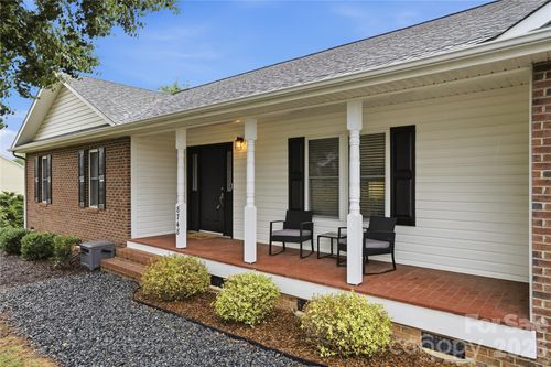 8748 Renee Ford Rd, Stanfield, NC, 28163-8635 | Card Image