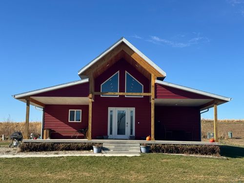 1402 Main St, Wakefield, NE, 68784-6048 | Card Image