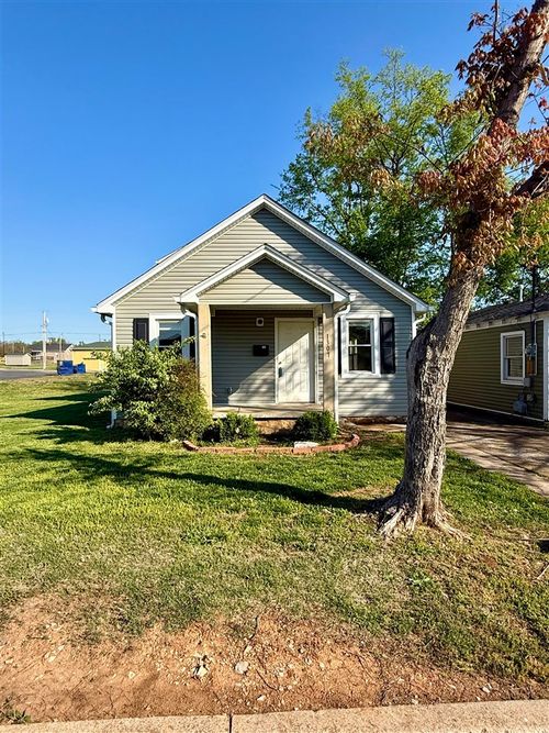 1307 Magnolia St, Bowling Green, KY, 42104-3050 | Card Image