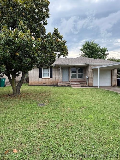 9621 N Mckinley Ave, Oklahoma City, OK, 73114-4716 | Card Image