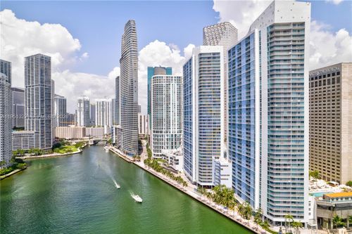1006-335 S Biscayne Blvd, Miami, FL, 33131-2316 | Card Image