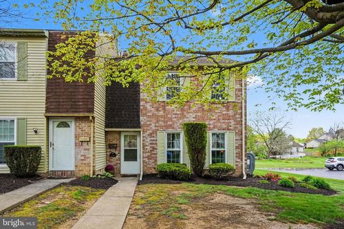 300 Lopax Rd, HARRISBURG, PA, 17112-4301 | Card Image