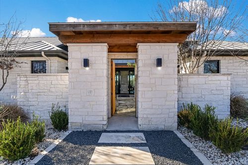 343 Pug Rippy, Dripping Springs, TX, 78620-5368 | Card Image