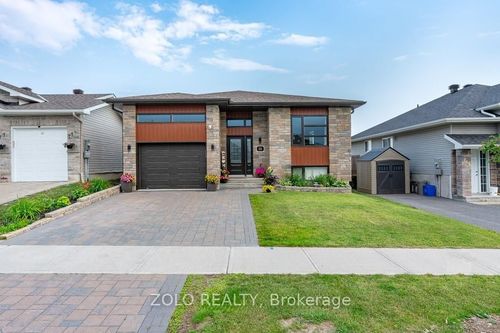 212 Bellwood Dr, Cornwall, ON, K6H0G9 | Card Image