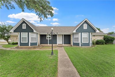 216 Timber View Drive, House other with 3 bedrooms, 2 bathrooms and 2 parking in Waco TX | Image 1