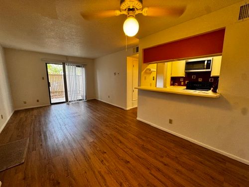 1605-941 Calle Mejia, Santa Fe, NM, 87501-1470 | Card Image