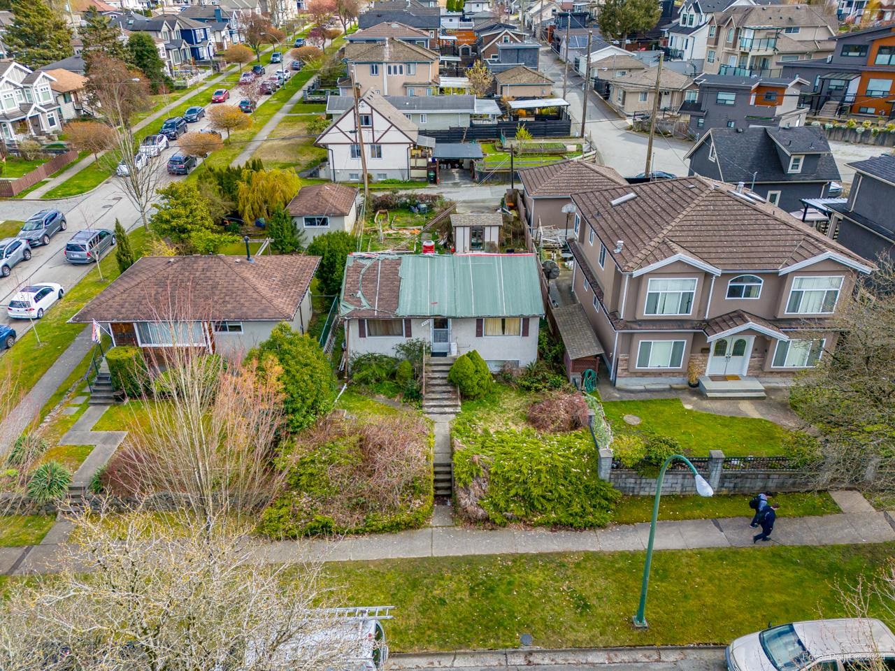 3432 Mons Drive, House other with 3 bedrooms, 2 bathrooms and null parking in Vancouver BC | Image 10