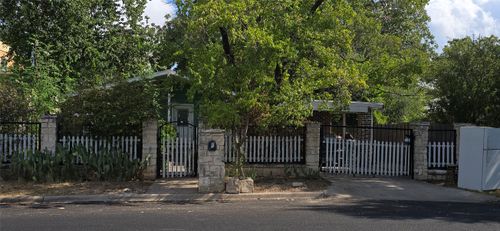 6002 Fairway Street, Austin, TX, 78741 | Card Image