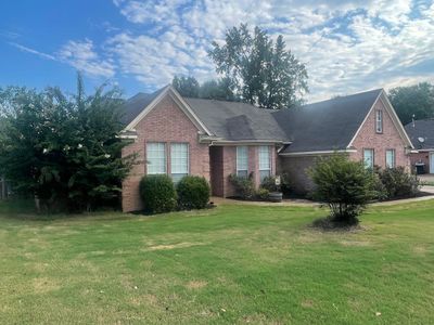 6746 Beagle Run Ln, House other with 5 bedrooms, 3 bathrooms and null parking in Bartlett TN | Image 2