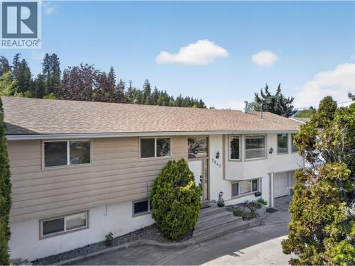 2647 Springfield Road, Kelowna, BC, V1X1B9 | Card Image
