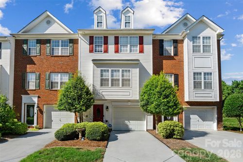 104 Rock Ridge Ln, Mount Holly, NC, 28120-1989 | Card Image