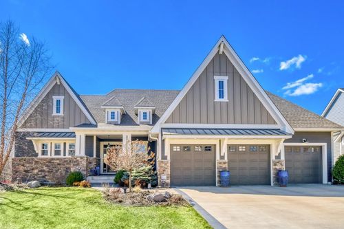 5676 Garden Dr, Woodbury, MN, 55129-8311 | Card Image