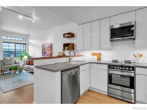 17-3487 28th St, Boulder, CO, 80301-5928 | Card Image