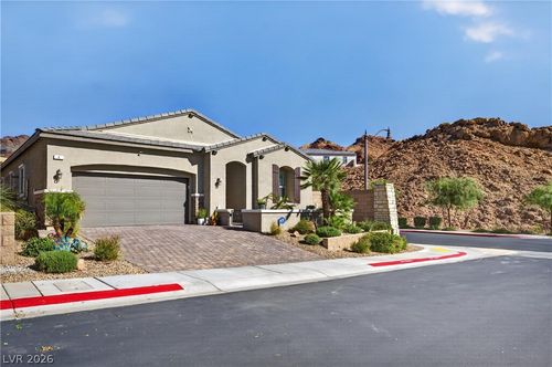 4 Bobado Ln, Henderson, NV, 89011-3803 | Card Image