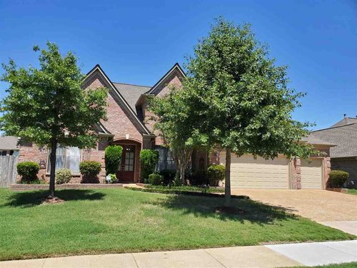 472 Hunters Mill Cv, Collierville, TN, 38017-2434 | Card Image