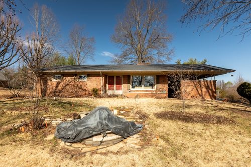 220 Kane Dr, Herrin, IL, 62948-2535 | Card Image