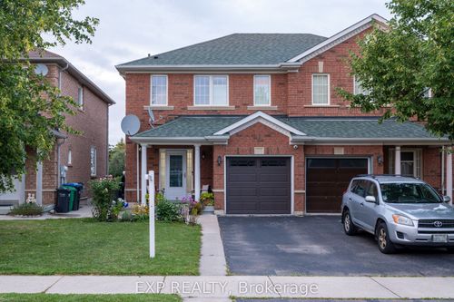 37 Farthingale Cres, Brampton, ON, L7A1S8 | Card Image