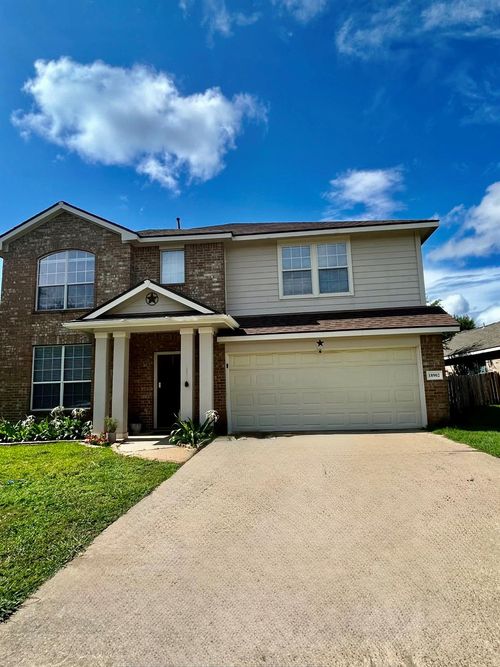 18902 Cluster Oaks Dr, Magnolia, TX, 77355-1980 | Card Image