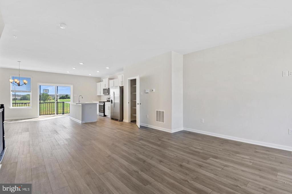Residential Lease in FREDERICK 5