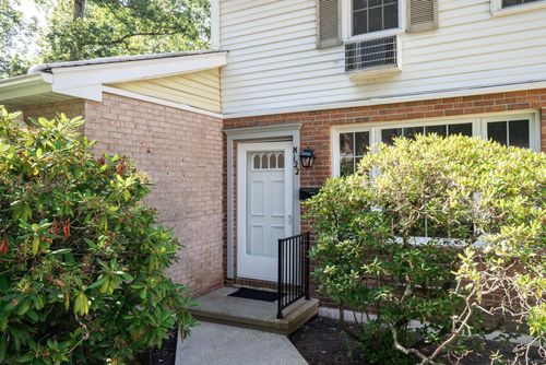 122-122 Queens Rd, Torrington, CT, 06790 | Card Image