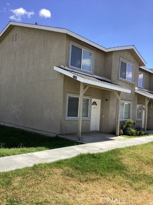 a-1838 Center St, Rosamond, CA, 93560-6189 | Card Image