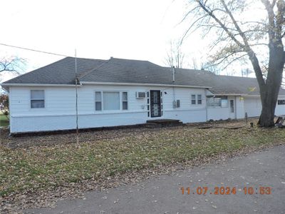 901 Mcneil Avenue, House other with 3 bedrooms, 1 bathrooms and null parking in Hoopeston IL | Image 1