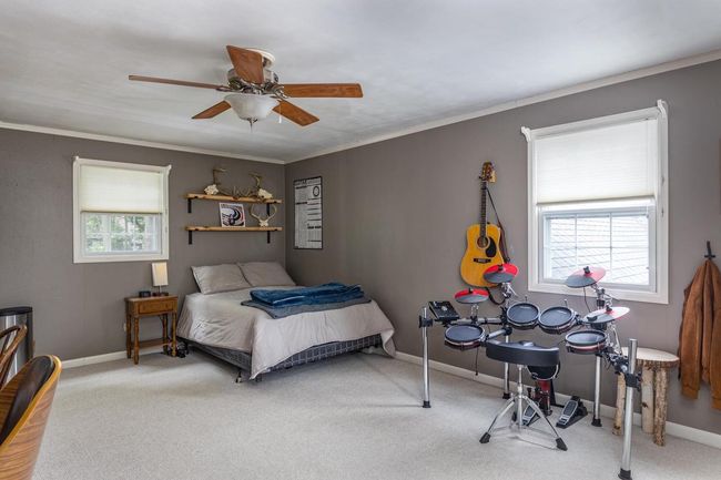 11 Meadowbrook Court, House other with 5 bedrooms, 5 bathrooms and null parking in GRAND CHUTE WI | Image 32