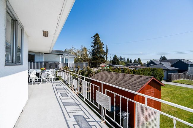 7134 Buchanan Street, House other with 3 bedrooms, 1 bathrooms and 6 parking in Burnaby BC | Image 24