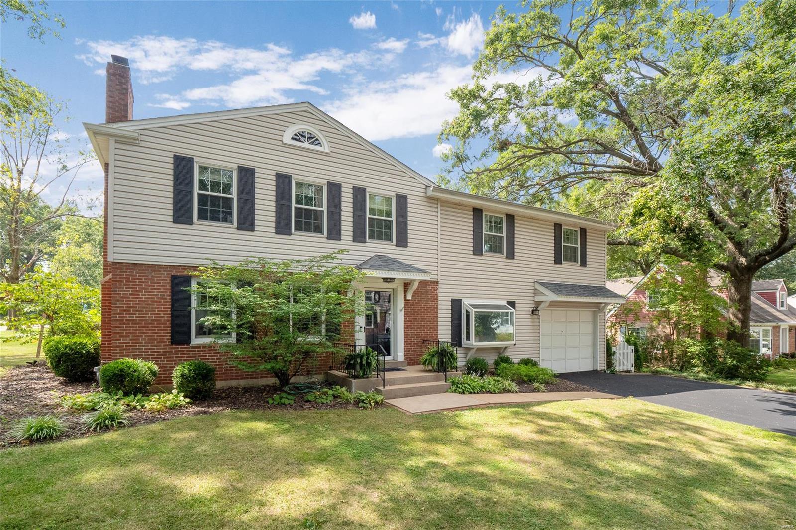 Barberry Ln, Saint Louis, MO 63122
